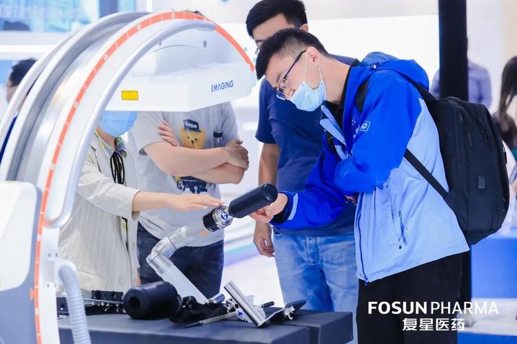 复星医药医疗器械产品全新亮相cmef全方位布局中国医疗技术和服务市场